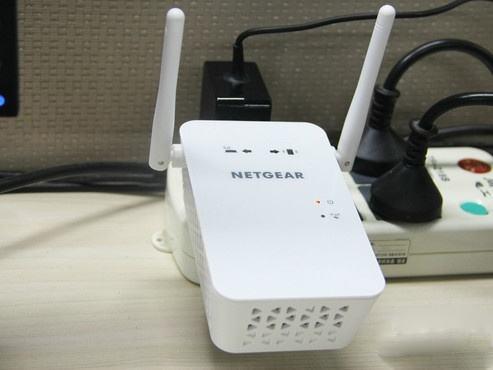 一回家手机WiFi信号太弱？教你用两毛钱制作信号放大器，秒变满格